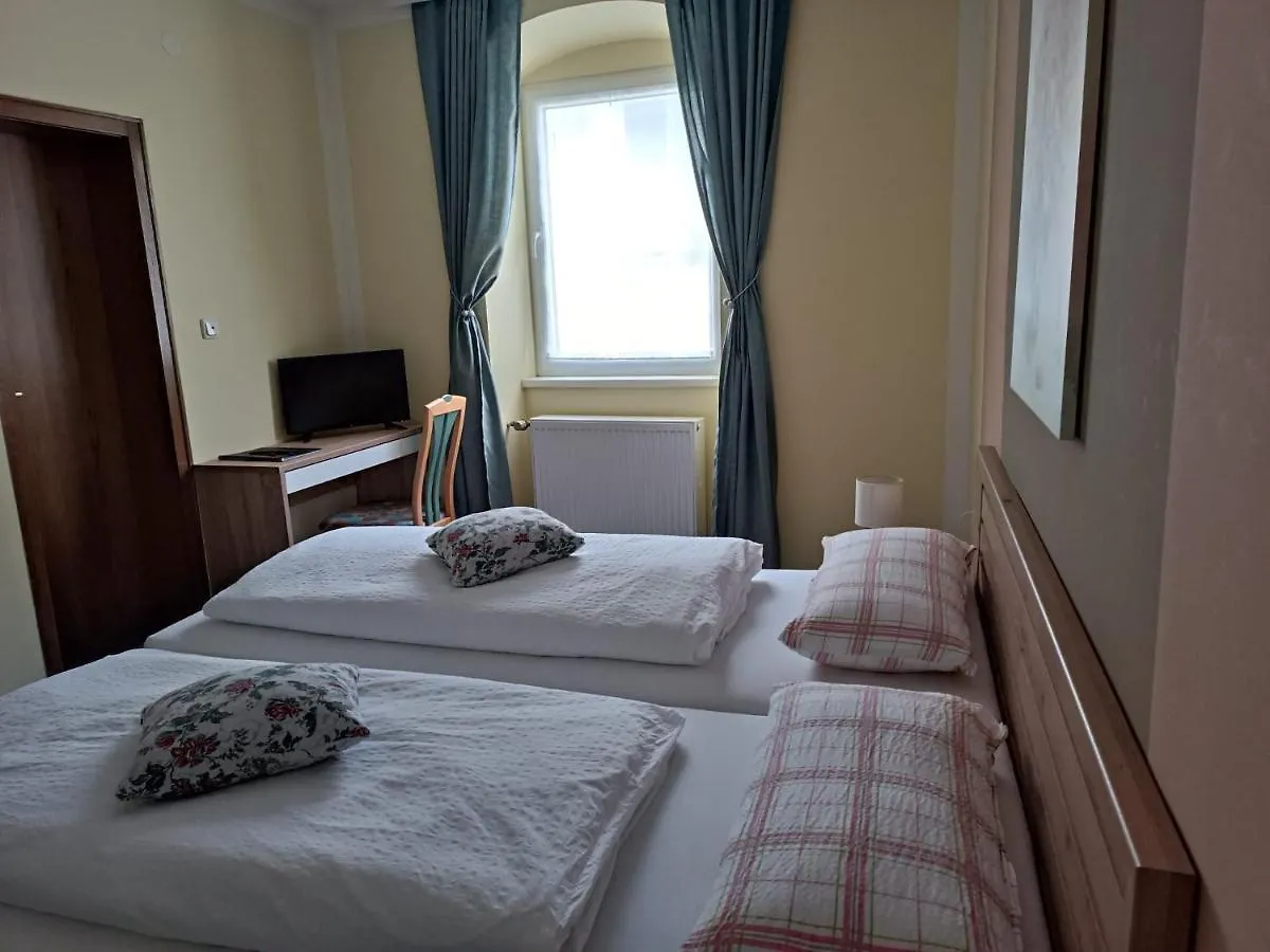 Garni Hotel Post Weißenstadt 3*,