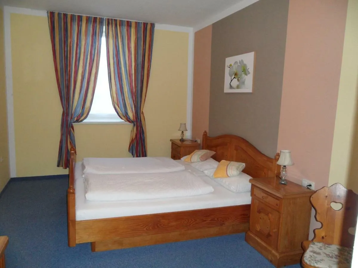 Garni Hotel Post Weißenstadt